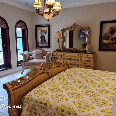 Sandpiper Beach Apartments Palm Beach Екстер'єр фото