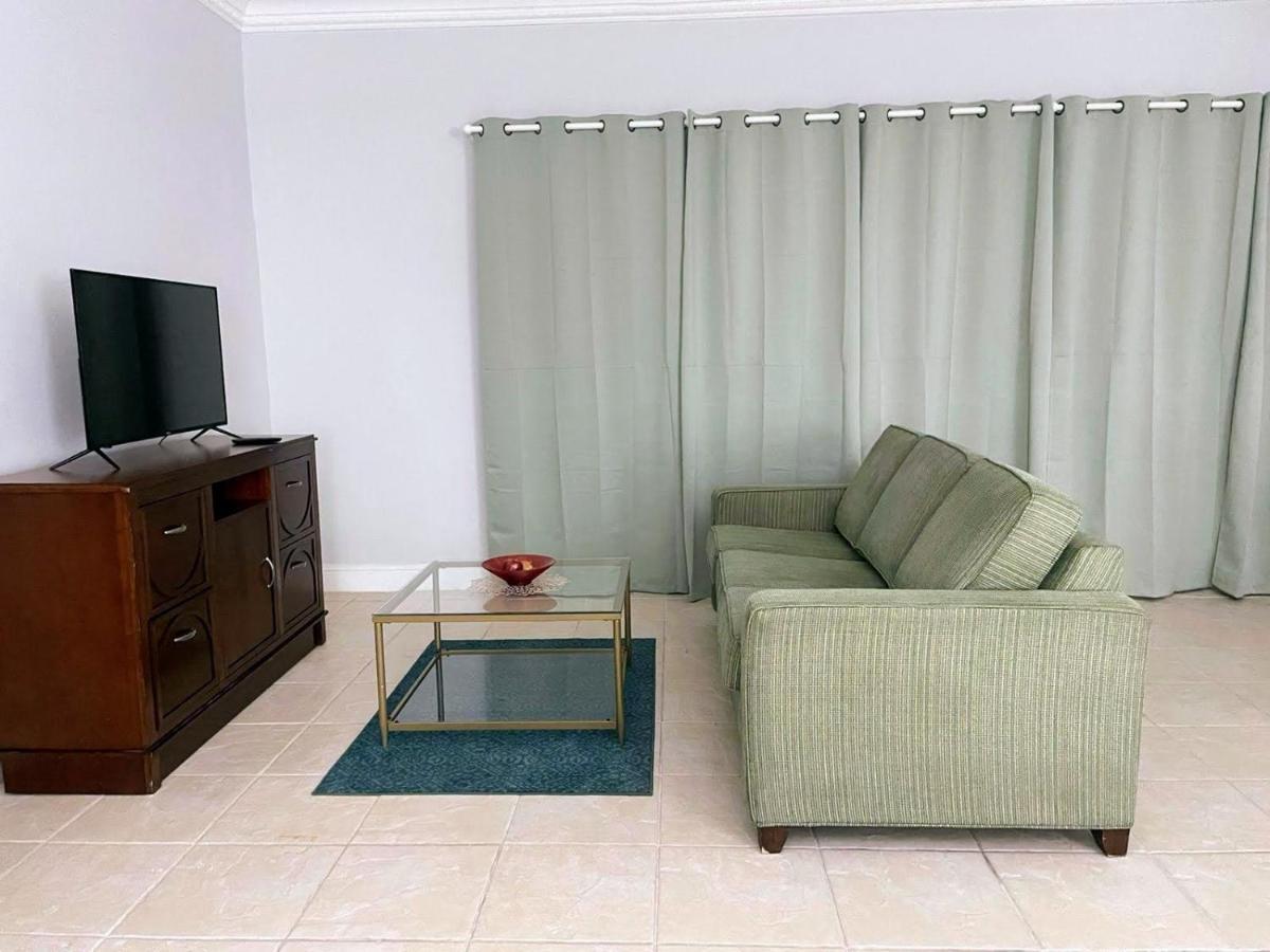 Sandpiper Beach Apartments Palm Beach Екстер'єр фото
