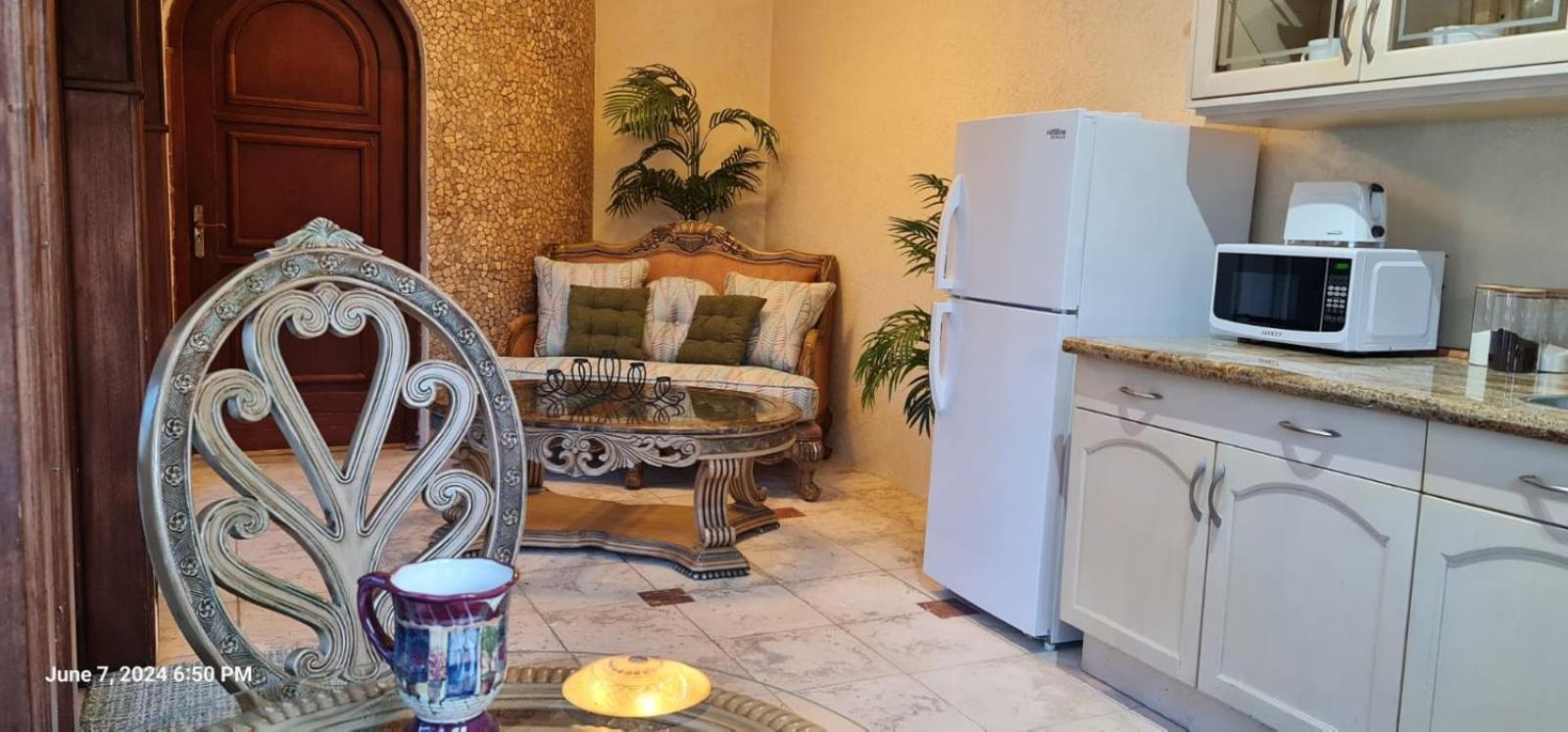 Sandpiper Beach Apartments Palm Beach Екстер'єр фото