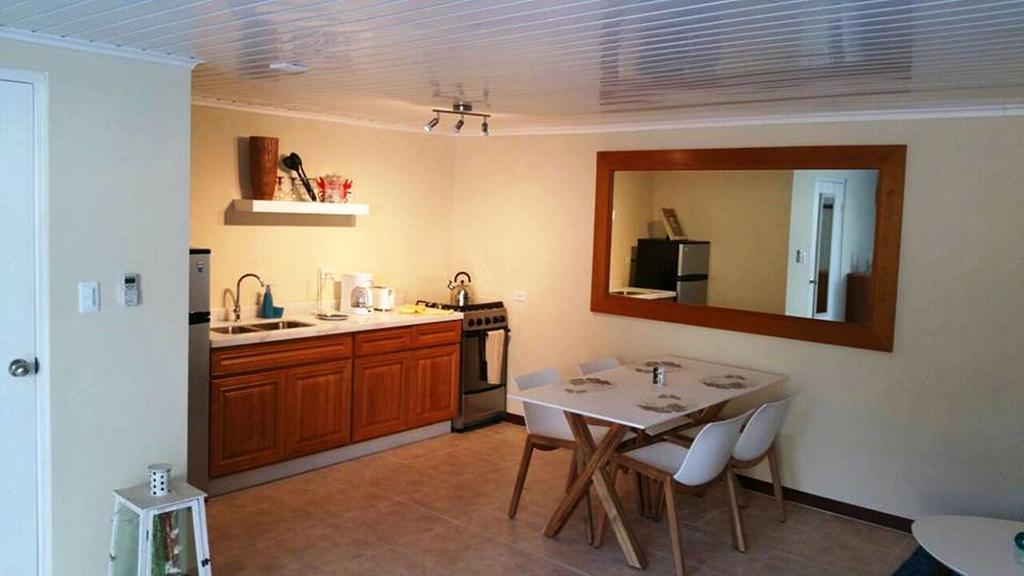Sandpiper Beach Apartments Palm Beach Екстер'єр фото